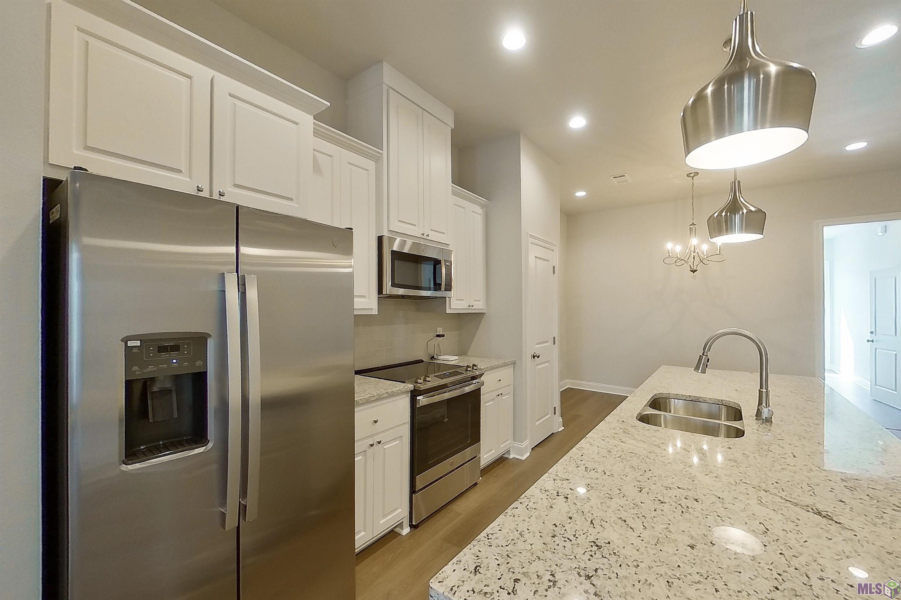 15631 Boothy Lane Baton Rouge, LA 70817 - Photo 11 of 18