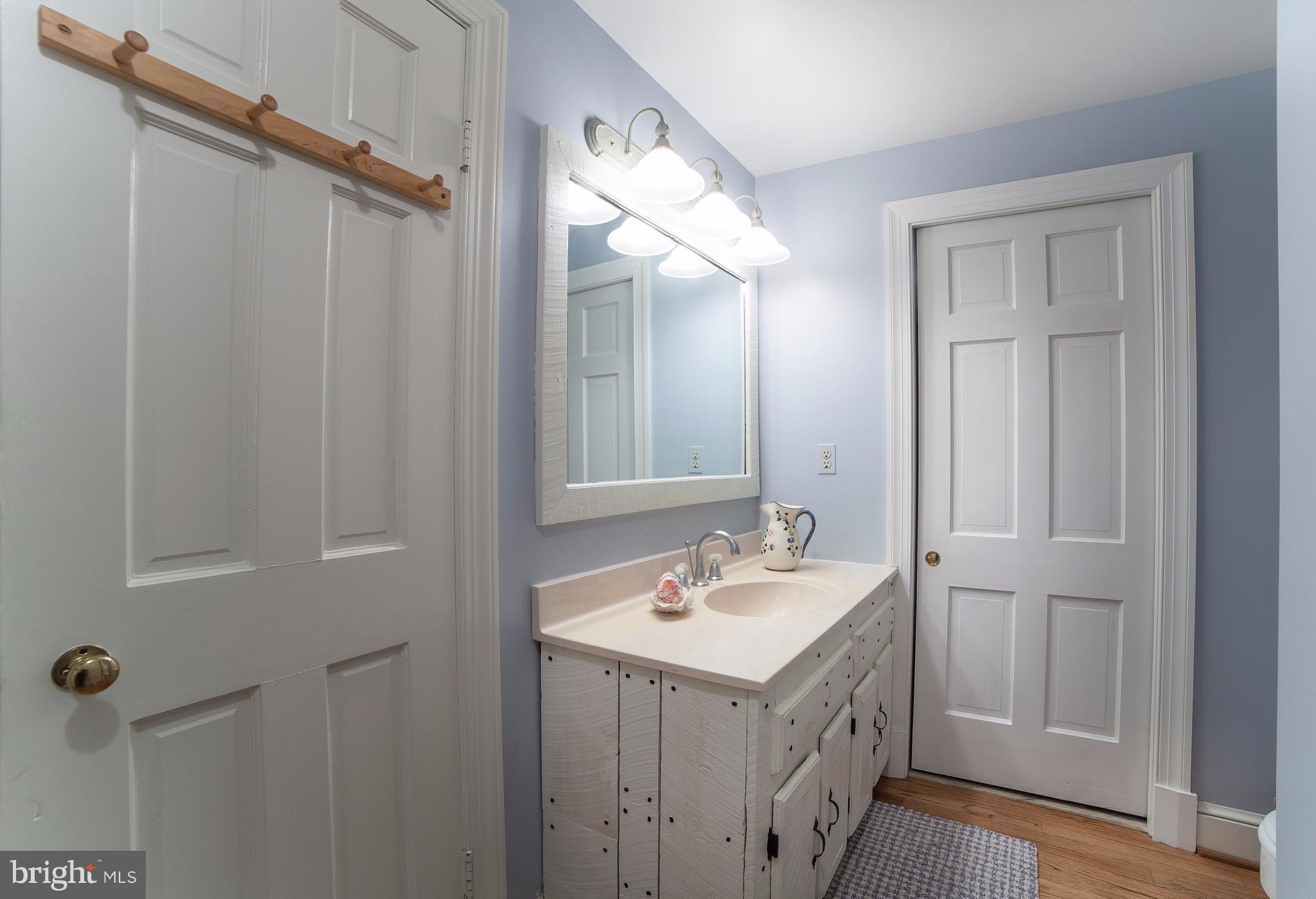 5515 Riggs Road Gaithersburg, MD 20882 - Photo 20 of 30 Bath with character. Access to laundry.
