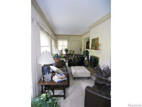 6611 Perryville Road Holly, MI 48442 - Photo 54 of 79 20444463-53.JPG
