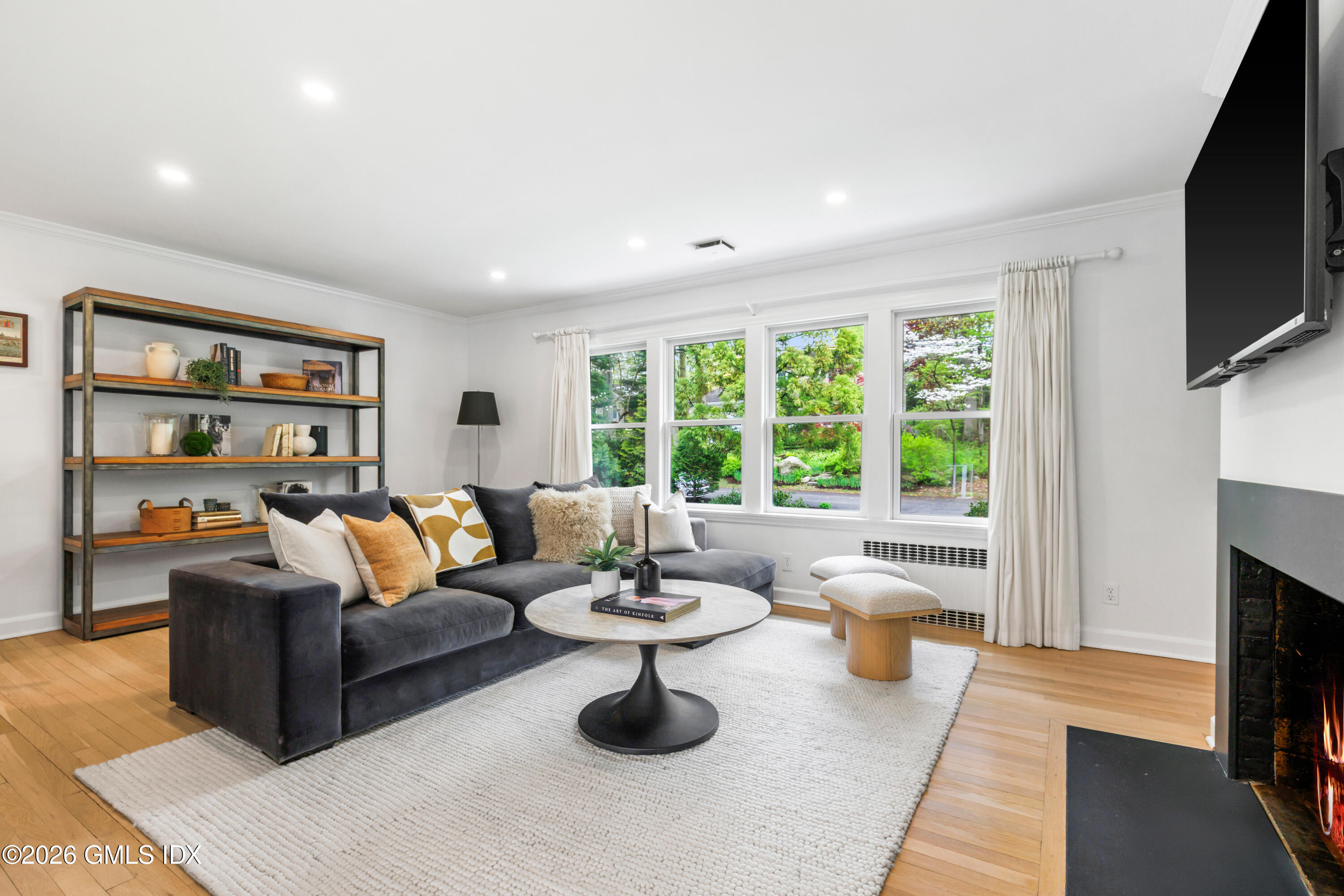 74 Long Meadow Road Riverside, CT 06878 - Photo 10 of 38 Family room