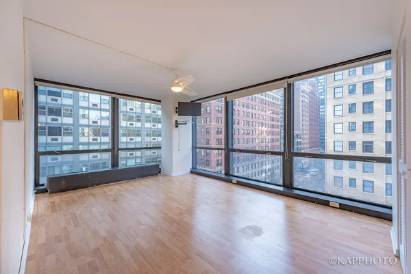 $3,250 | 900 North Lake Shore Drive, Unit 702, Chicago, IL 60611