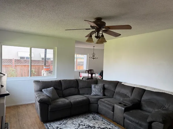 $425,000 | 1125 Athens Avenue, Modesto, CA 95350