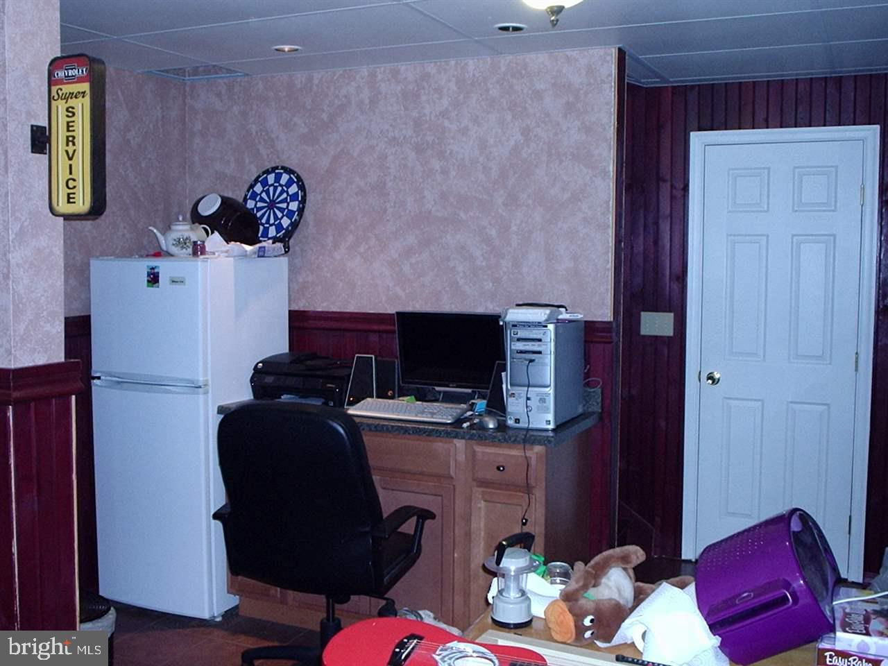 1045 County Line Road Dillsburg, PA 17019 - Photo 17 of 23 Gallery Image 17