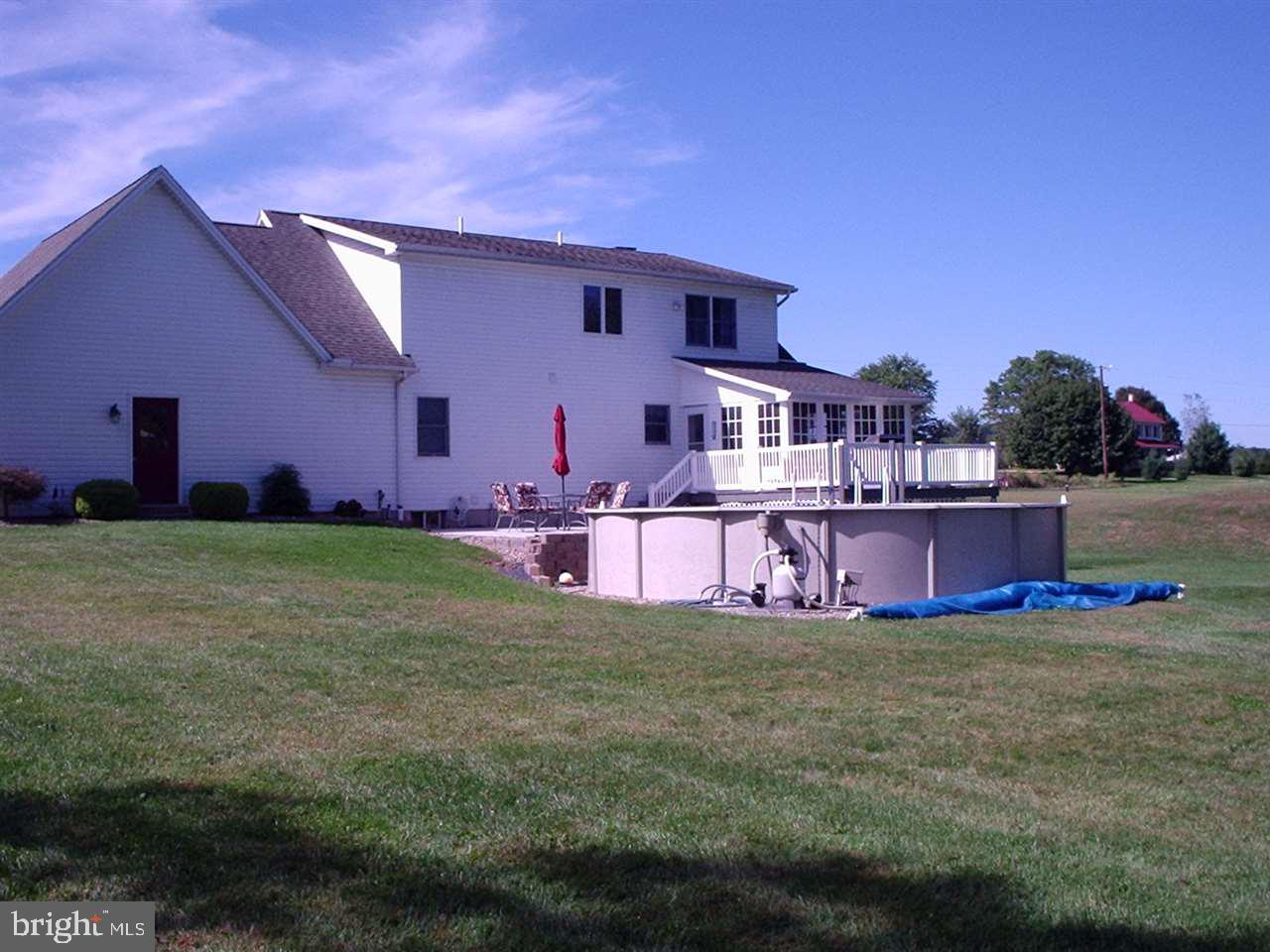1045 County Line Road Dillsburg, PA 17019 - Photo 4 of 23 Gallery Image 4