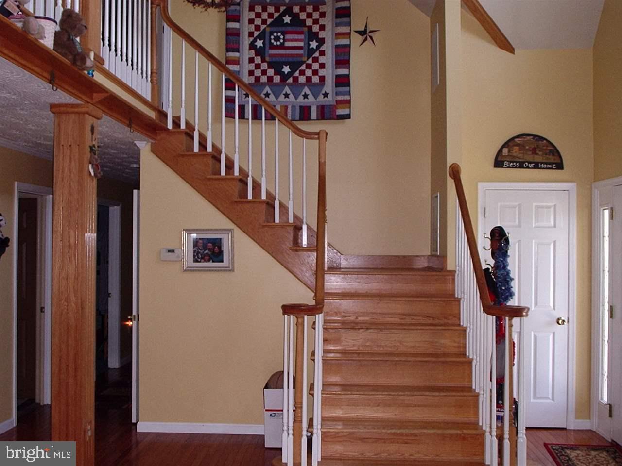 1045 County Line Road Dillsburg, PA 17019 - Photo 9 of 23 Gallery Image 9