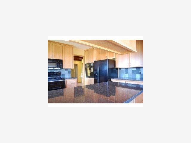 980 Green Valley Road Watsonville, CA 95076 - Photo 8 of 9 Gallery Image 8