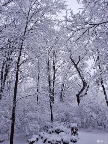 $669,900 | 5916 East George Street, Syracuse, IN 46567