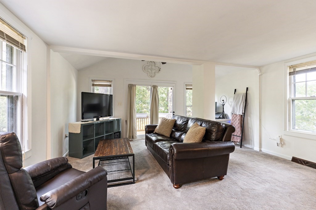 36 Elm Road Westford, MA 01886 - Photo 4 of 28