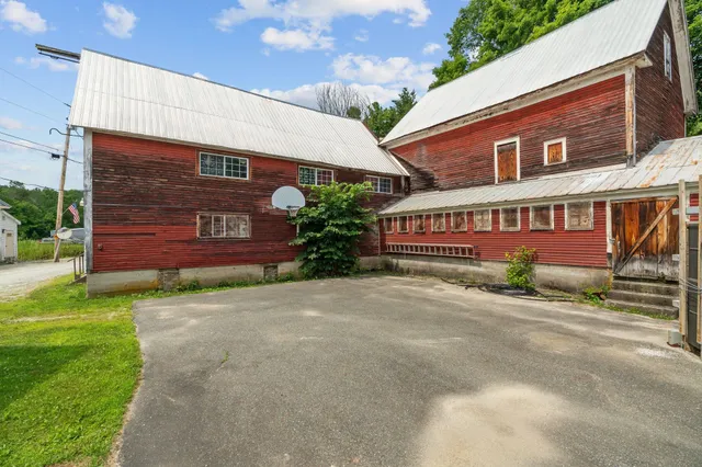 $239,000 | 18 Oak Chapel Road, Bridgewater, VT 05035