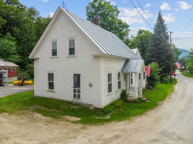 $239,000 | 18 Oak Chapel Road, Bridgewater, VT 05035