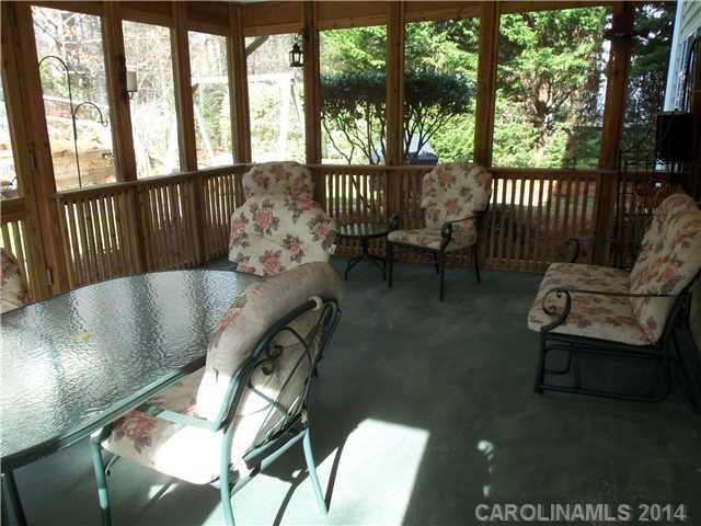 321 River Banks Road Matthews, NC 28105 - Photo 5 of 16 Gallery Image 5