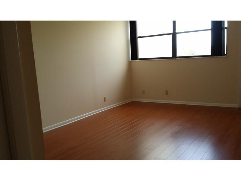 491 Racquet Club Road, Unit 306 Weston, FL 33326 - Photo 8 of 15 Master Bedroom
