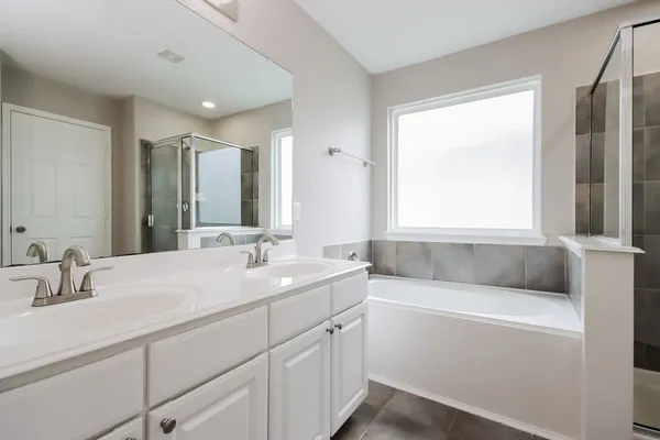 $2,265 | 5222 Rio Drive, Baytown, TX 77521