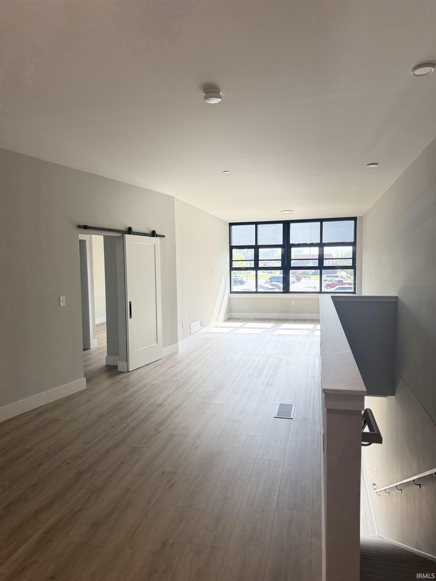 647 Webster Street Fort Wayne, IN 46802 - Photo 6 of 24