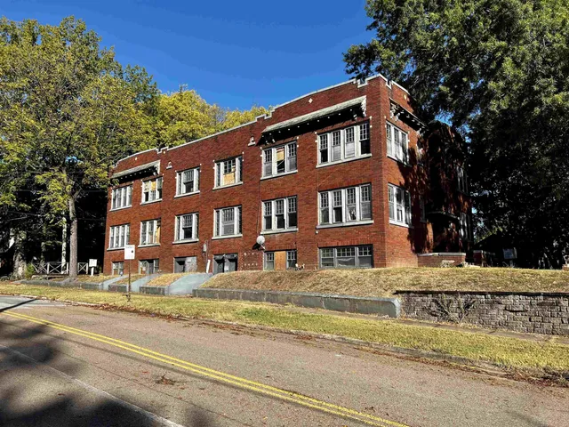 $299,000 | 907 North Highland Avenue, Jackson, TN 38301