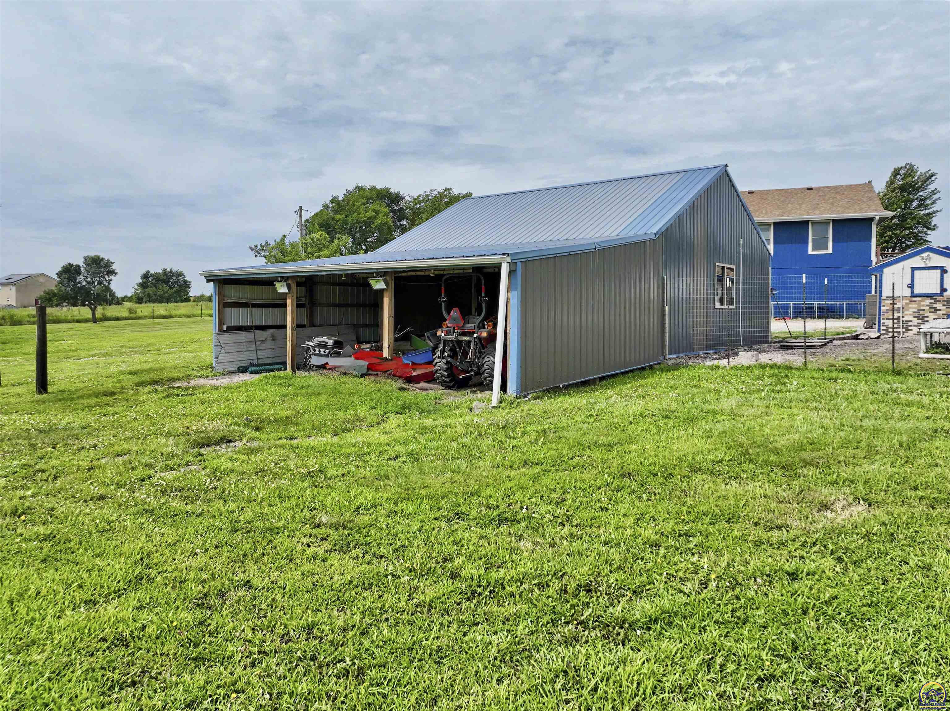 17320 C Road Delia, KS 66418 - Photo 51 of 65