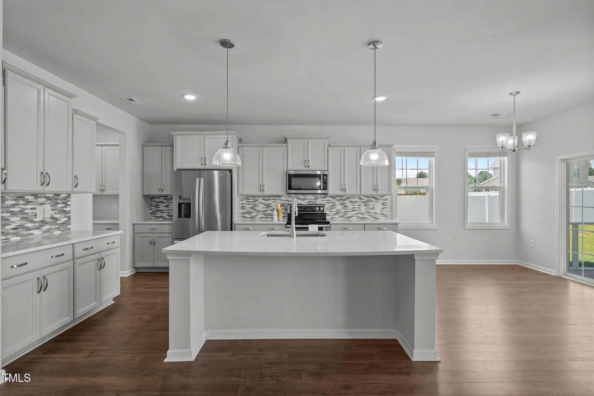 131 Sandy Springs Road Aberdeen, NC 28315 - Photo 17 of 61 Kitchen (d)_Breakfast Nook