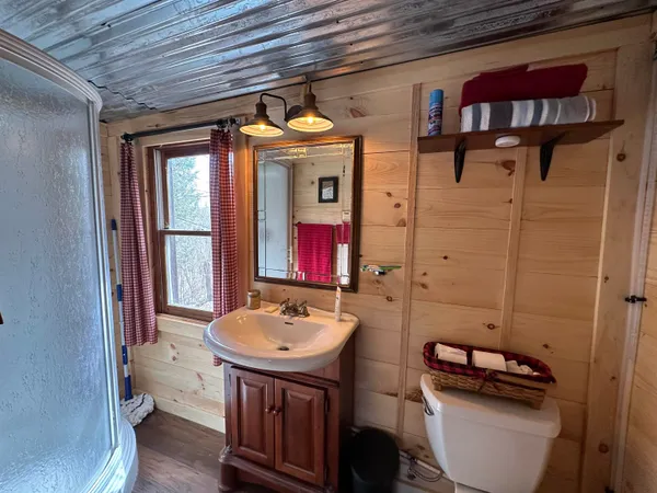 $195,000 | 201 Pudvah Hill Road, Bakersfield, VT 05450