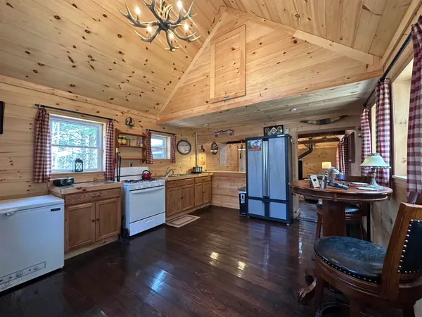 $195,000 | 201 Pudvah Hill Road, Bakersfield, VT 05450
