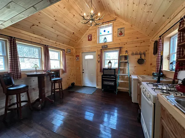 $195,000 | 201 Pudvah Hill Road, Bakersfield, VT 05450