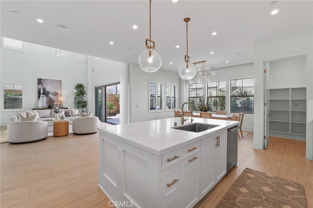 107 Orbit Irvine, CA 92618 - Photo 13 of 46
