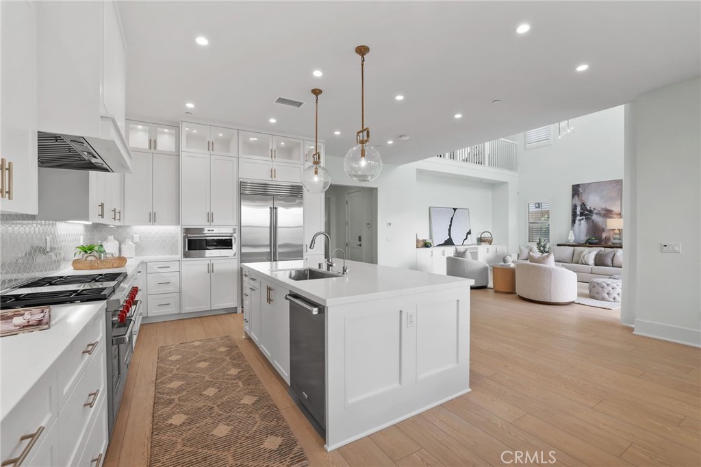 107 Orbit Irvine, CA 92618 - Photo 14 of 46
