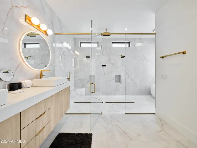 $14,995 | 7707 East 3rd Street, Scottsdale, AZ 85251