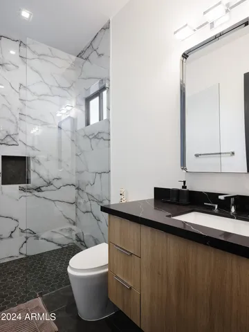 $14,995 | 7707 East 3rd Street, Scottsdale, AZ 85251