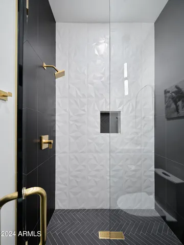 $14,995 | 7707 East 3rd Street, Scottsdale, AZ 85251