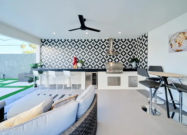 $14,995 | 7707 East 3rd Street, Scottsdale, AZ 85251