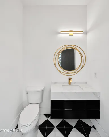 $14,995 | 7707 East 3rd Street, Scottsdale, AZ 85251