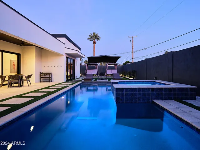 $14,995 | 7707 East 3rd Street, Scottsdale, AZ 85251