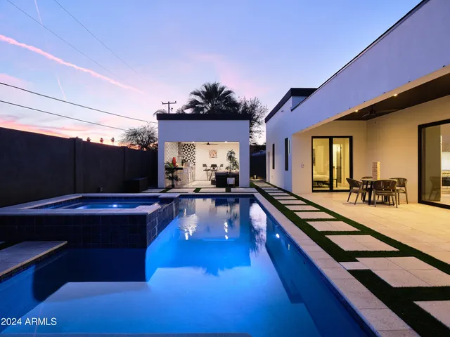 $14,995 | 7707 East 3rd Street, Scottsdale, AZ 85251