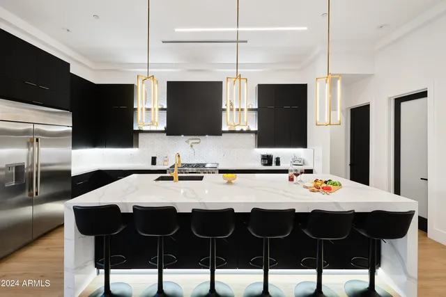 $14,995 | 7707 East 3rd Street, Scottsdale, AZ 85251