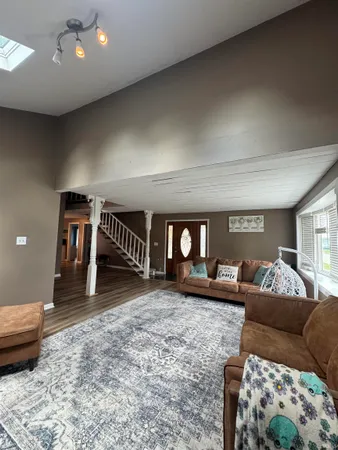 $195,000 | 1300 North F Street, Elwood, IN 46036