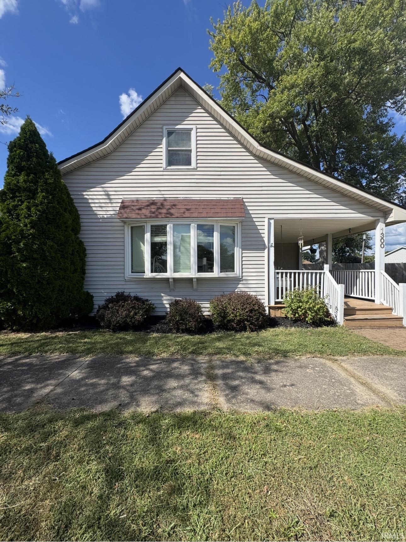 1300 North F Street Elwood, IN 46036 - Photo 2 of 26