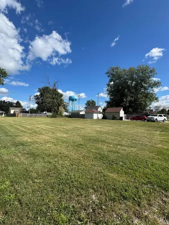 $195,000 | 1300 North F Street, Elwood, IN 46036