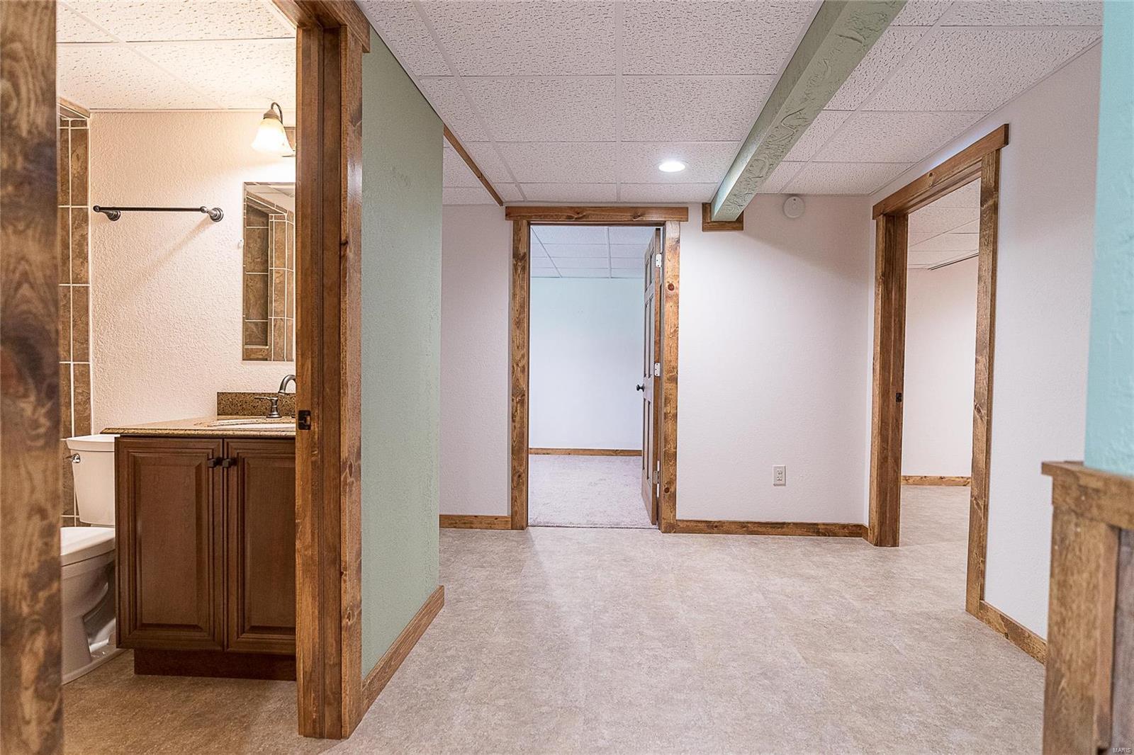 9401 Fruit Road Alhambra, IL 62001 - Photo 32 of 45