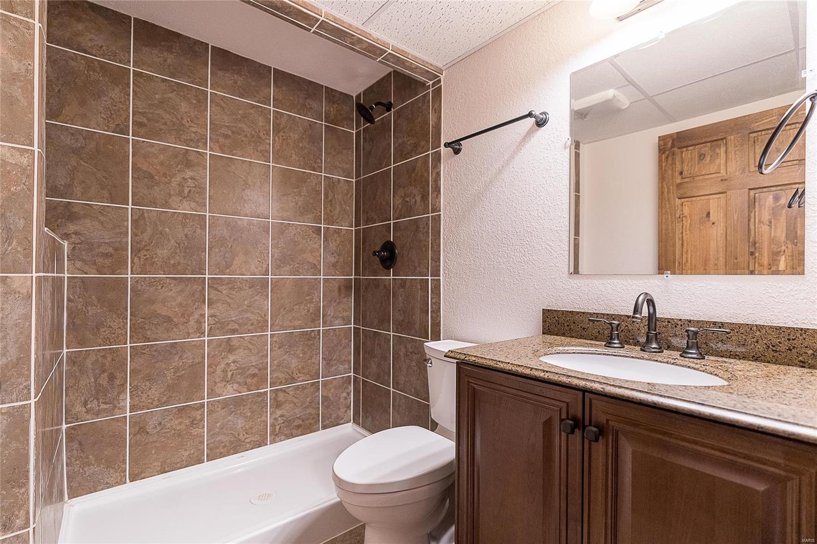 9401 Fruit Road Alhambra, IL 62001 - Photo 33 of 45