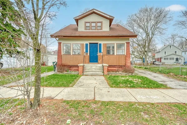 $162,900 | 1283 South Plymouth Avenue, Rochester, NY 14611