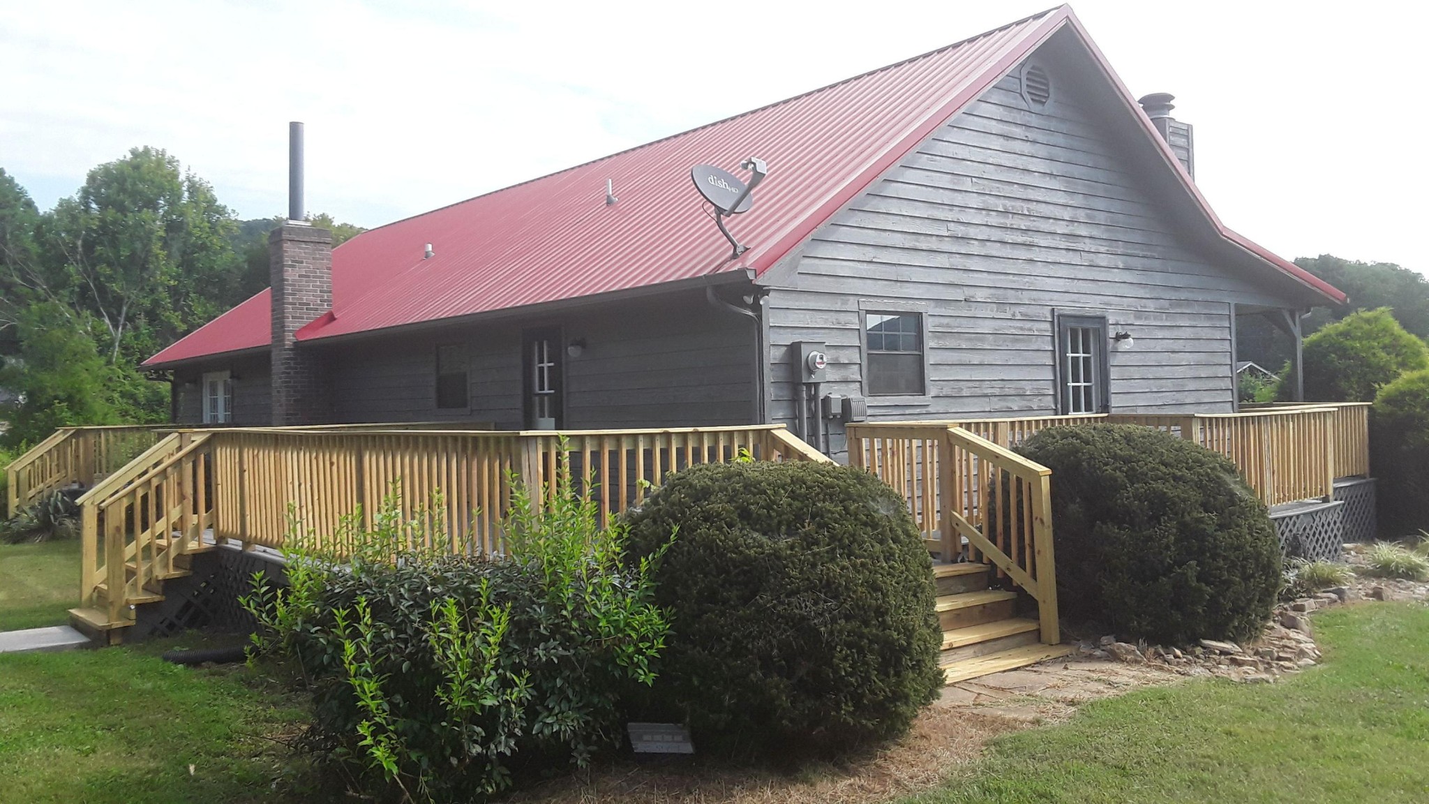 129 Rosedale Avenue Rutledge, TN 37861 - Photo 28 of 34 a view of balcony with small garden