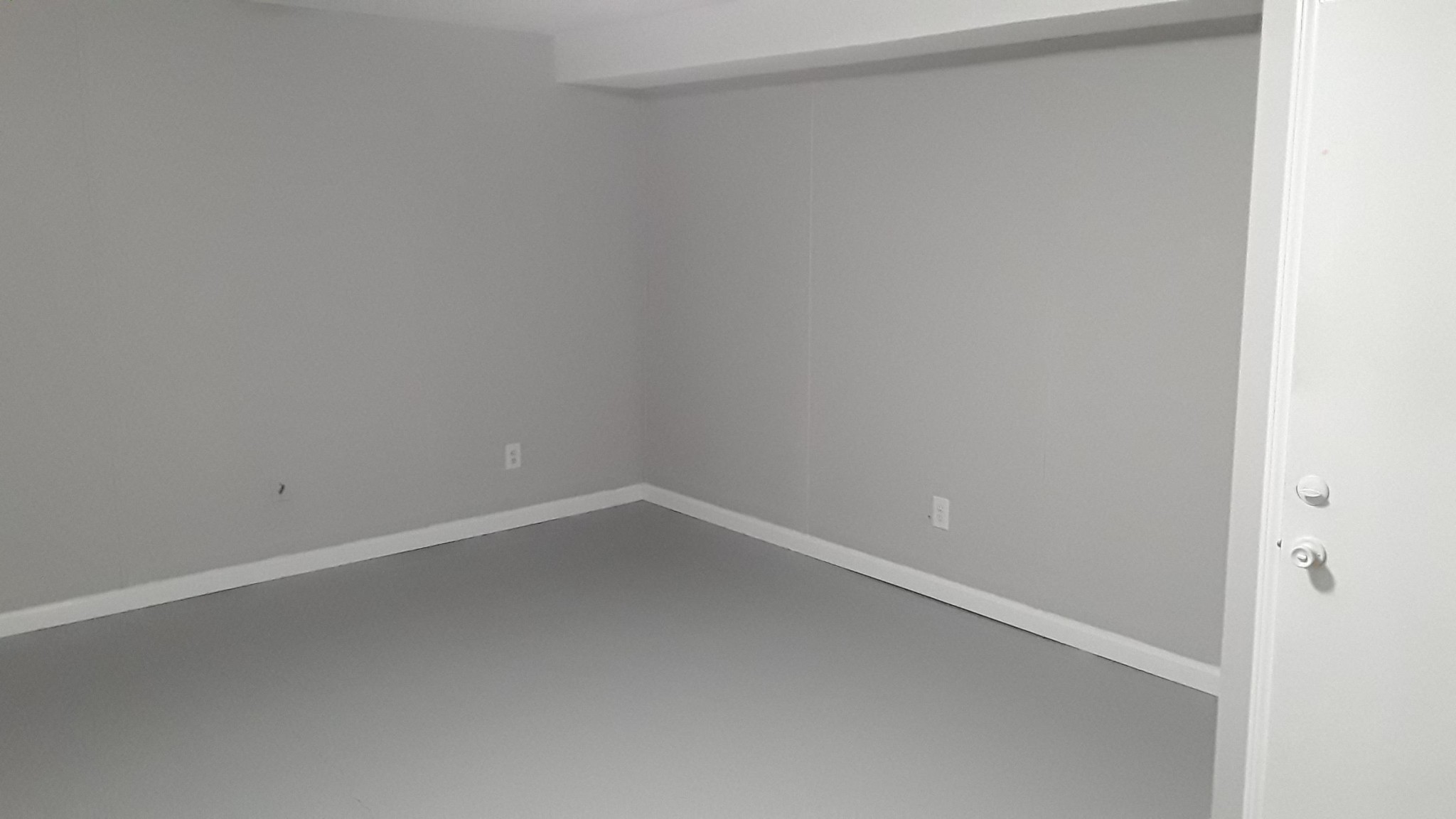 129 Rosedale Avenue Rutledge, TN 37861 - Photo 32 of 34 a room that has a window