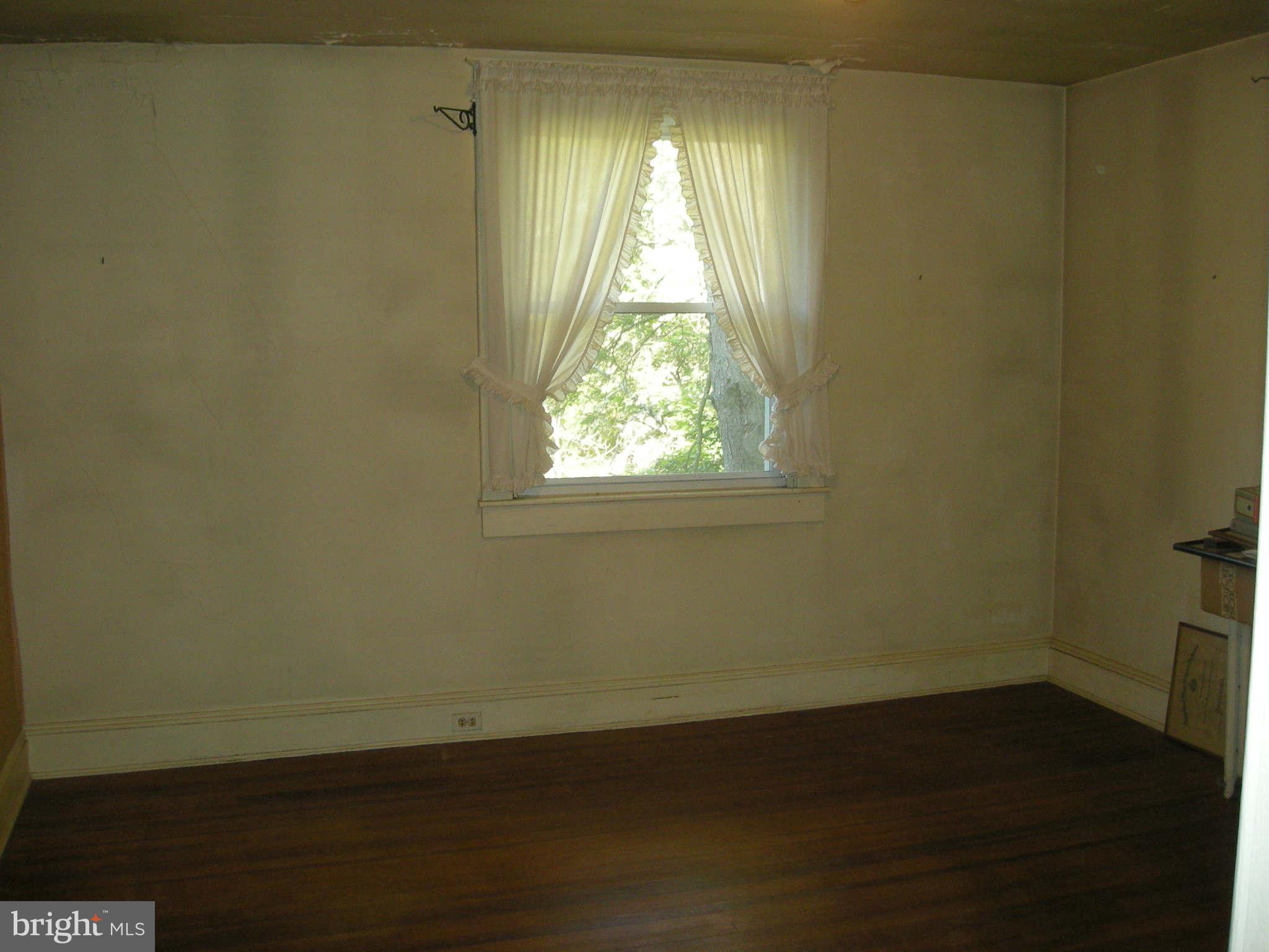 11401 Raphel Road Upper Falls, MD 21156 - Photo 13 of 15 Bedroom