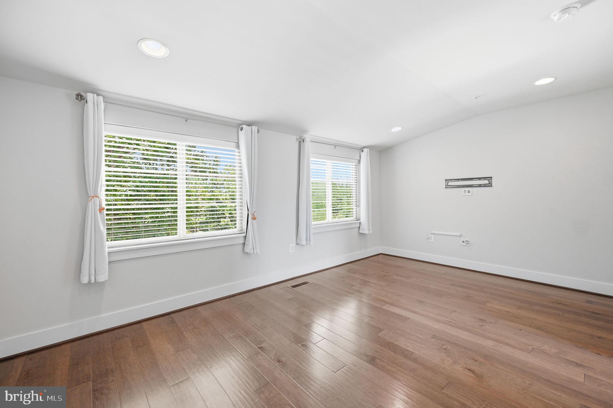 2874 Lowen Road Alexandria, VA 22303 - Photo 45 of 82 Gallery Image 45