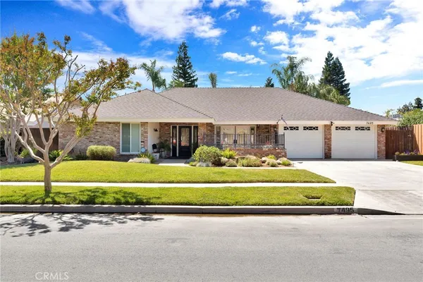$565,000 | 7495 North Flora Avenue, Fresno, CA 93720