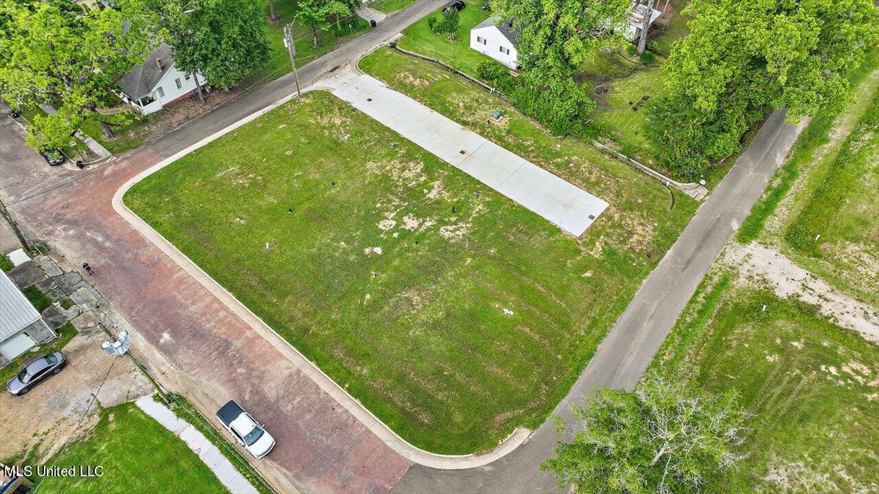 4 Jefferson Street Clinton, MS 39056 - Photo 4 of 18 03-Jefferson St