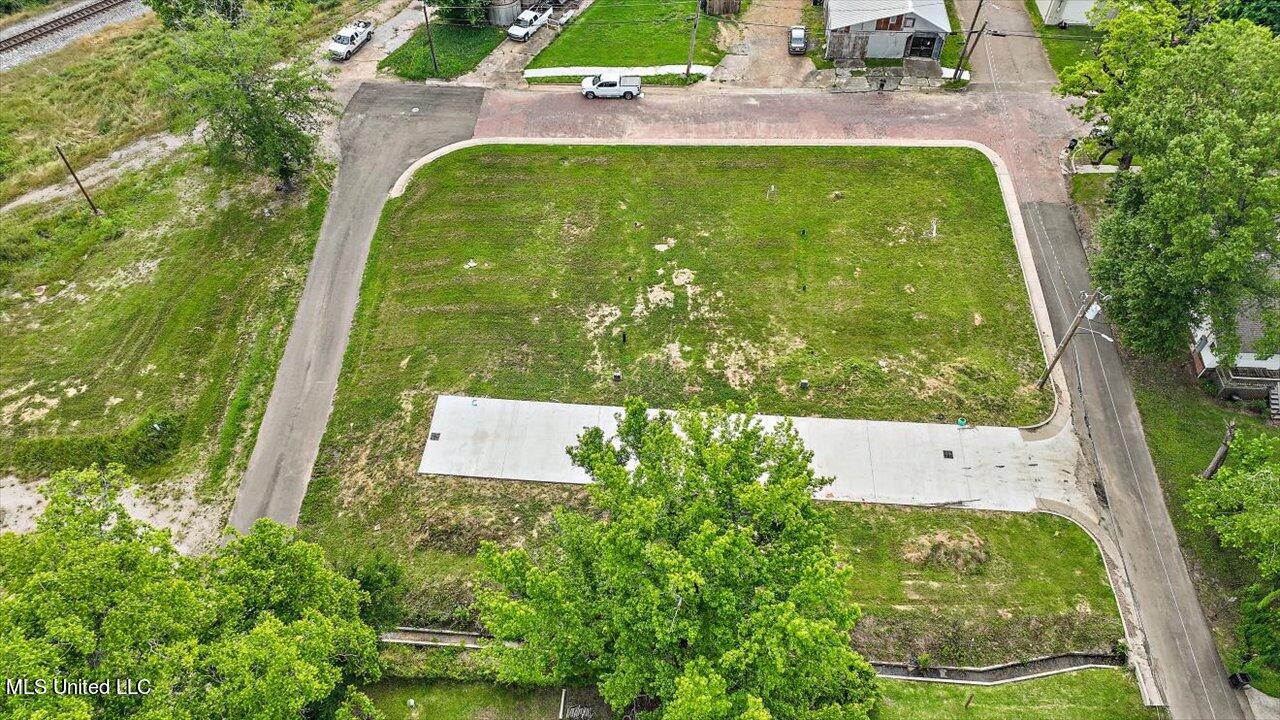 4 Jefferson Street Clinton, MS 39056 - Photo 7 of 18 06-Jefferson St