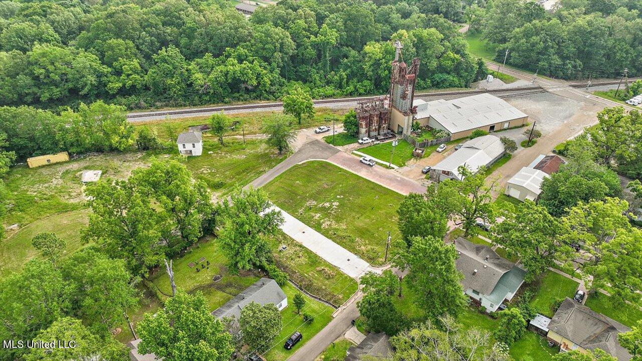 4 Jefferson Street Clinton, MS 39056 - Photo 9 of 18 08-Jefferson St