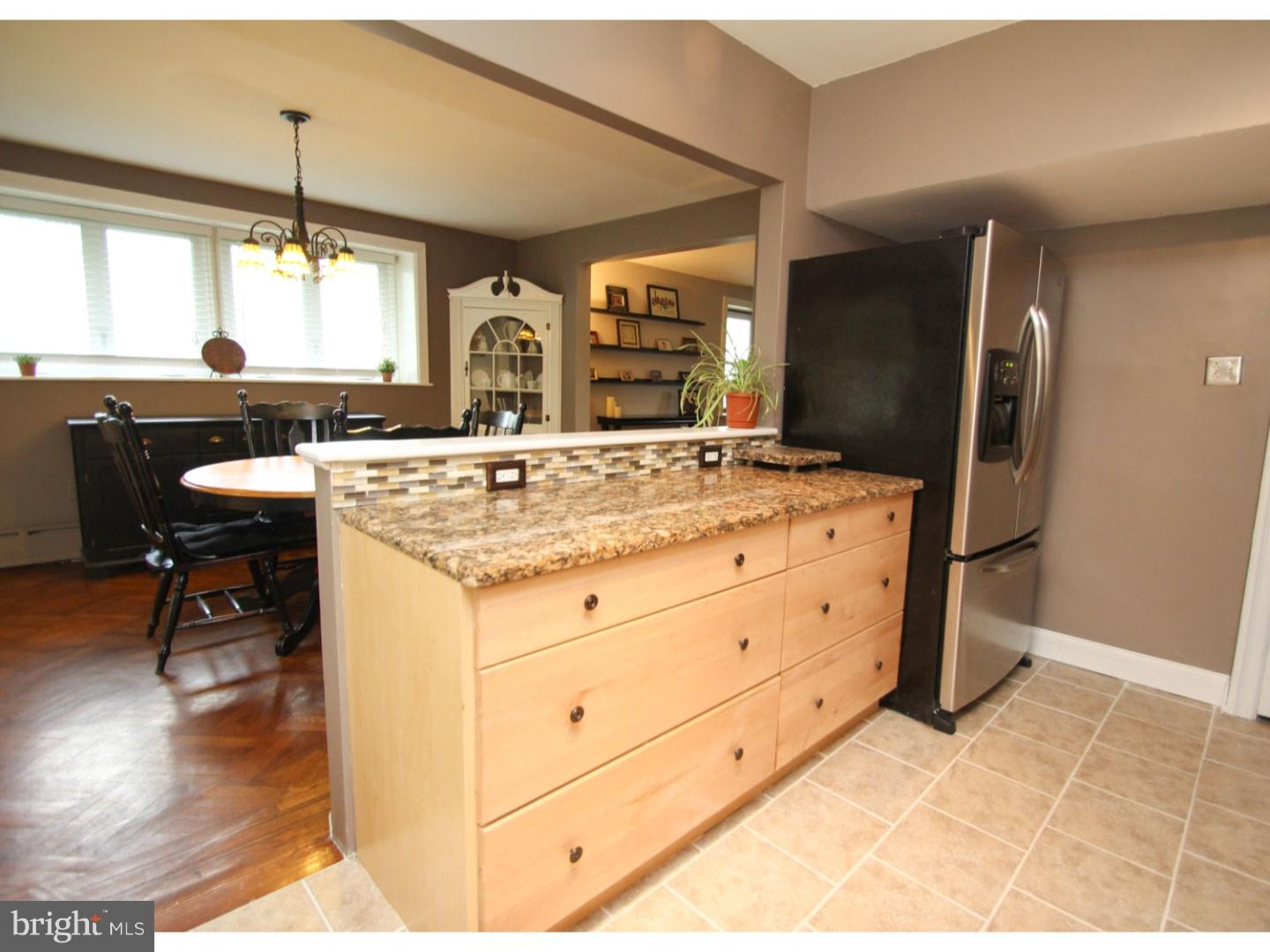 648 Croyden Road Cheltenham, PA 19012 - Photo 12 of 25