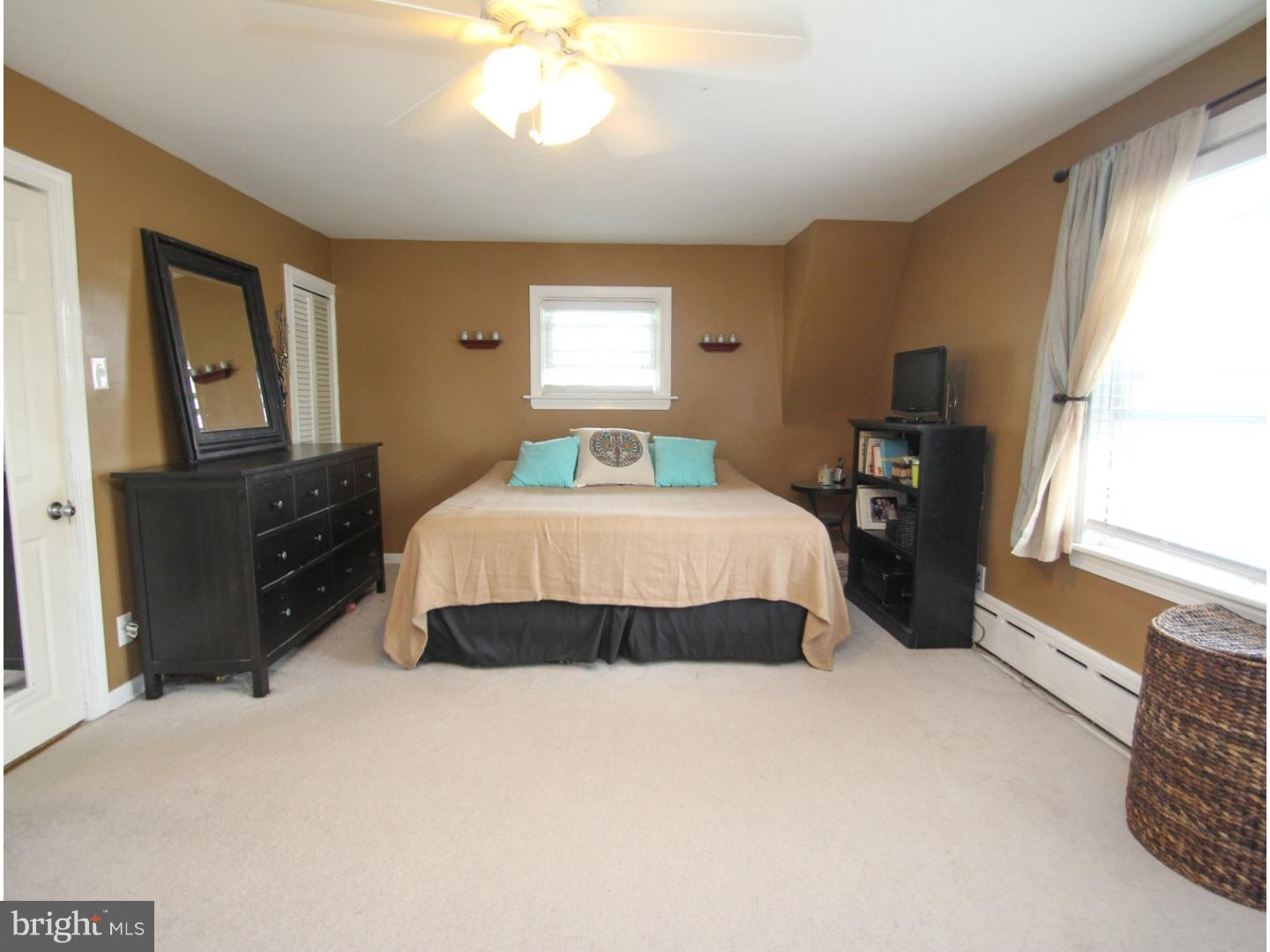 648 Croyden Road Cheltenham, PA 19012 - Photo 15 of 25